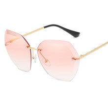 Load image into Gallery viewer, 2020 UV400 Oversized Ocean Lens Shades Sun glasses China Factory Wholesale Women Female Lady Rimless Sunglass