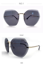 Load image into Gallery viewer, 2020 UV400 Oversized Ocean Lens Shades Sun glasses China Factory Wholesale Women Female Lady Rimless Sunglass