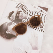 Load image into Gallery viewer, UVLAIK Small Round Sunglasses Women 2020 Brand Designer Vintage Sun Glasses Ladies Shades Eyewear
