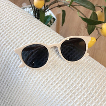 Load image into Gallery viewer, UVLAIK Small Round Sunglasses Women 2020 Brand Designer Vintage Sun Glasses Ladies Shades Eyewear