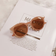 Load image into Gallery viewer, UVLAIK Small Round Sunglasses Women 2020 Brand Designer Vintage Sun Glasses Ladies Shades Eyewear