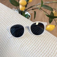 Load image into Gallery viewer, UVLAIK Small Round Sunglasses Women 2020 Brand Designer Vintage Sun Glasses Ladies Shades Eyewear
